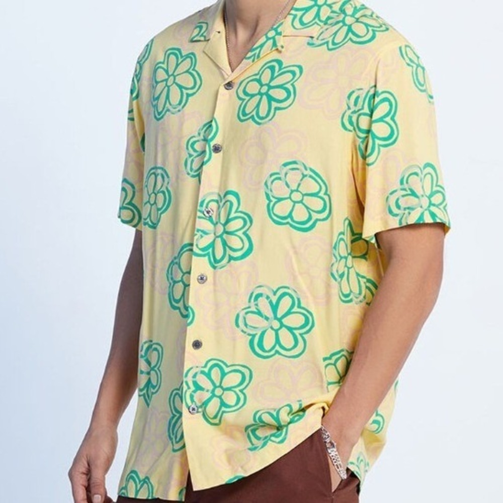 Pacsun Camp Shirt Mens‎ Small Floral Retro Vacation Beach Summer